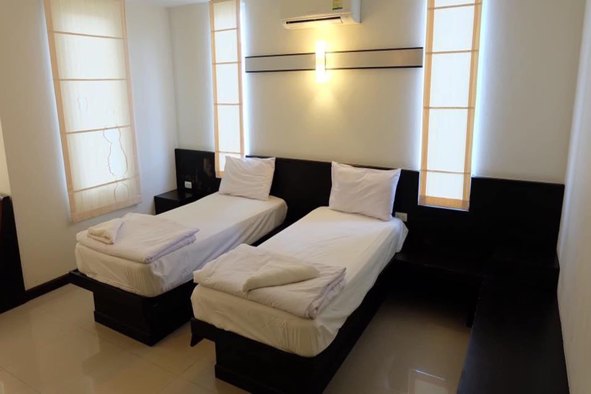 K.M. House Hotel Krabi town Exterior foto